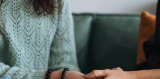 Navegando em lutas comuns de relacionamento: um guia para reparar e redefinir