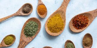 Зміцніть Енергію та Імунітет: 6 Багатих Залізом Спецій для Здорового Життя