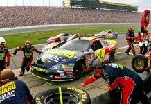 10 незамінних інструментів без яких не може обійтися піт-команда NASCAR