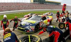 10 незамінних інструментів без яких не може обійтися піт-команда NASCAR